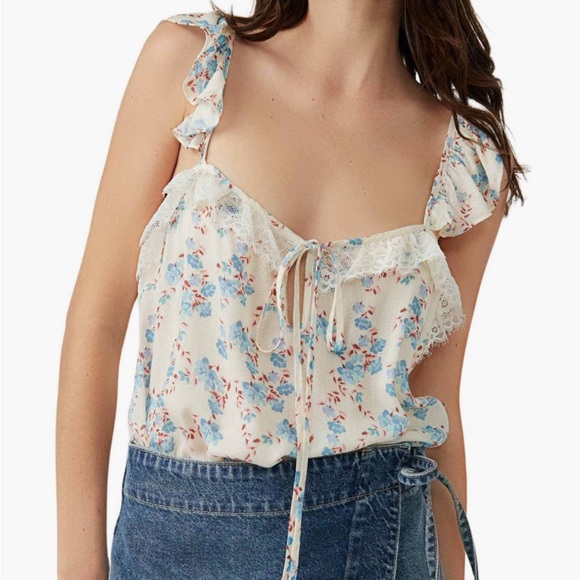 New Free People Take It Away Boho Ruffle Lace Floral Bodysuit Blouse Top - Picture 4 of 10